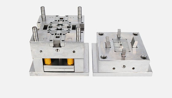Holzgehäuse Verpackung Spritzgießformformform für PP Haartrockner Rückendeckel