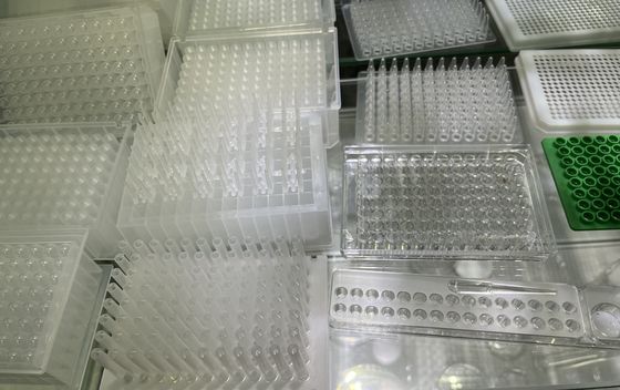 kaufen Laboratorium Plastik-Tropfdropper-Pipette Mehrfach-Hohlraum-Formen Medizintechnik Spritzgießerei Kunststoffspritzgießerei europa online manufacture
