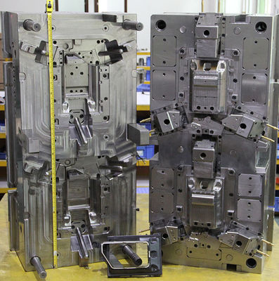 Ein guter Preis. High-Precision Automotive Car Part Plastic Injection Moulding Factory in China mit synventivem Heißlaufsystem PP/ABS/POM/PC Material Schwarz Online